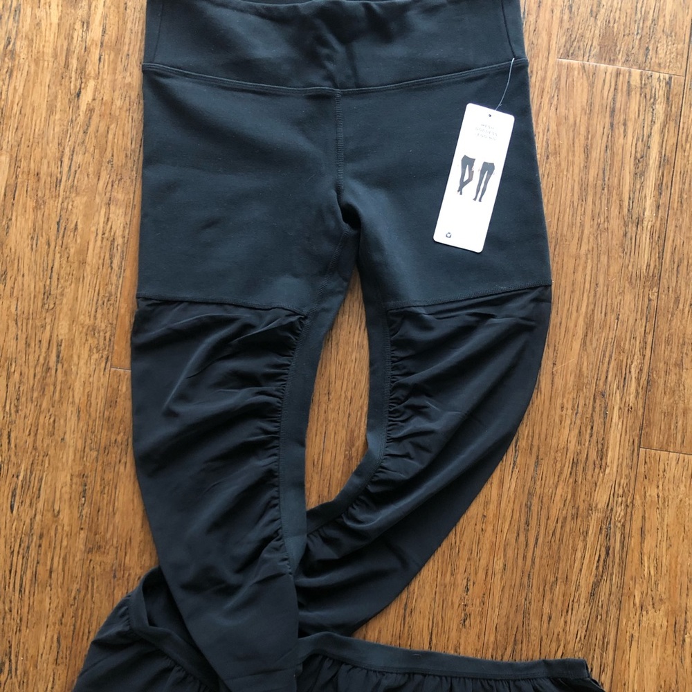 ALO Yoga Mesh Goddess Leggings